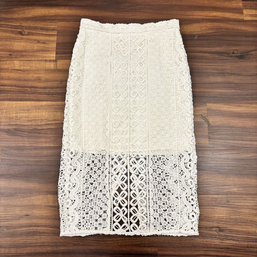 Bardot Sz 6 Small White Lace Crochet Pencil Skirt Wedding Bridal Engagement